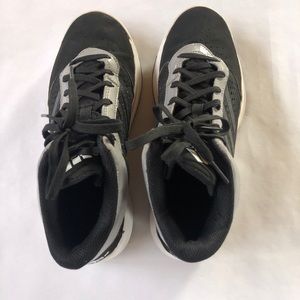 Adidas Outrival Youth Basketball Shoes Size 6.5 Black C76636